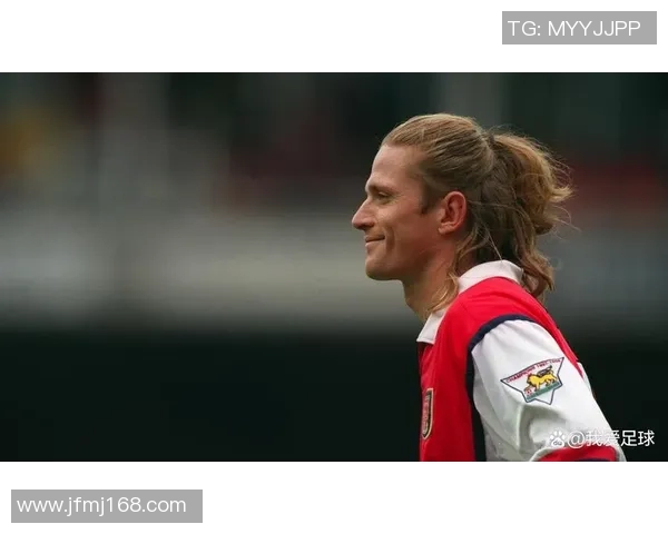 36号球衣足球明星的传奇故事与辉煌成就揭秘